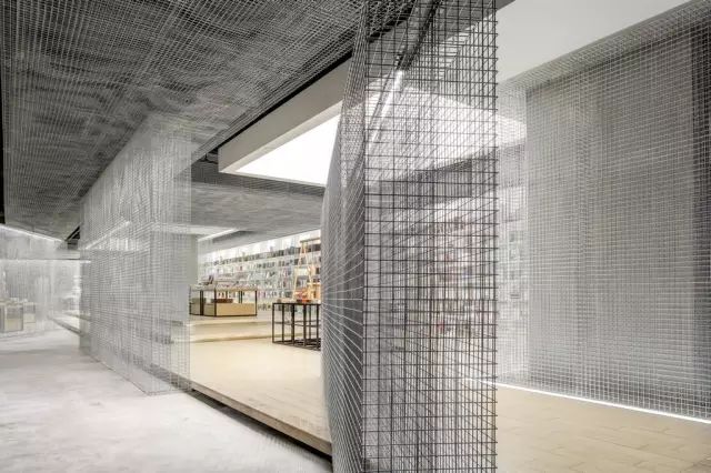 造梦空间 | 遨游太空中的读书体验-22