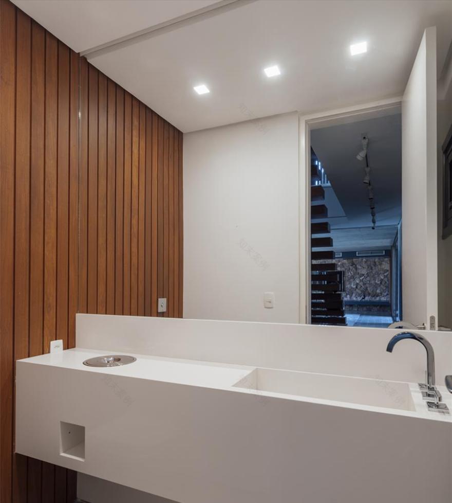 巴西 Pelotas 现代住宅 | 混凝土、木头和玻璃的完美融合-25