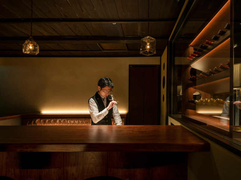 古民家改築日本酒バー&ワインバー【wine&sake ZON.masu】の店舗デザイン|株式会社TO|名古屋の店舗・建築デザイン設計事務所の施工事例-8