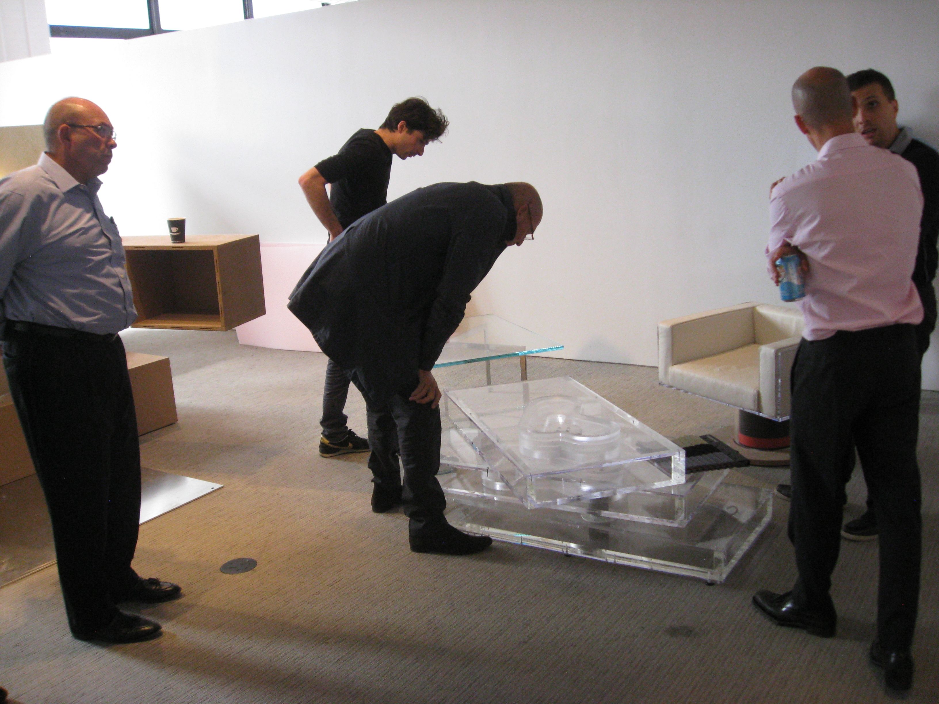 米兰高效生活空间 · OMA 的“工作社交生活”家具设计-75