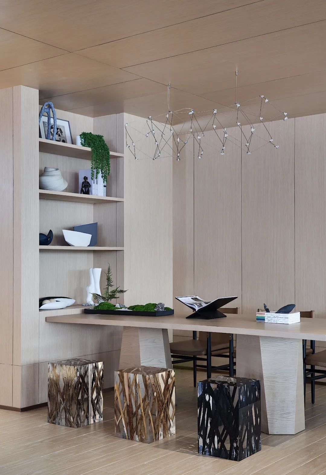 昆明天誉城售楼处与样板房 | 现代简约与爱马仕橙的碰撞-29