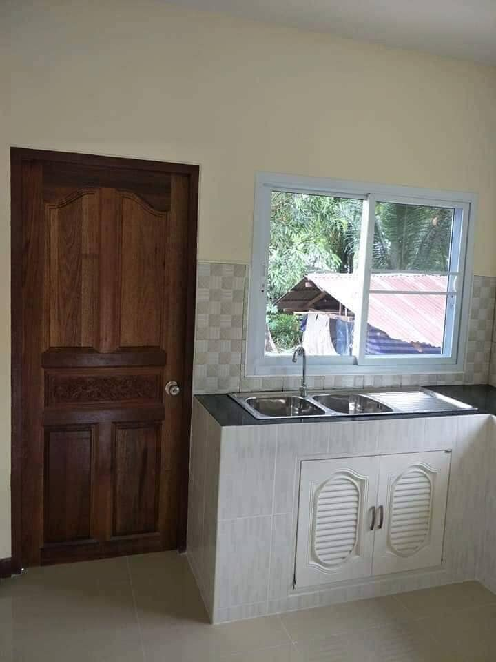 500 万新婚夫妇适用的粉色系 4 层住宅-18