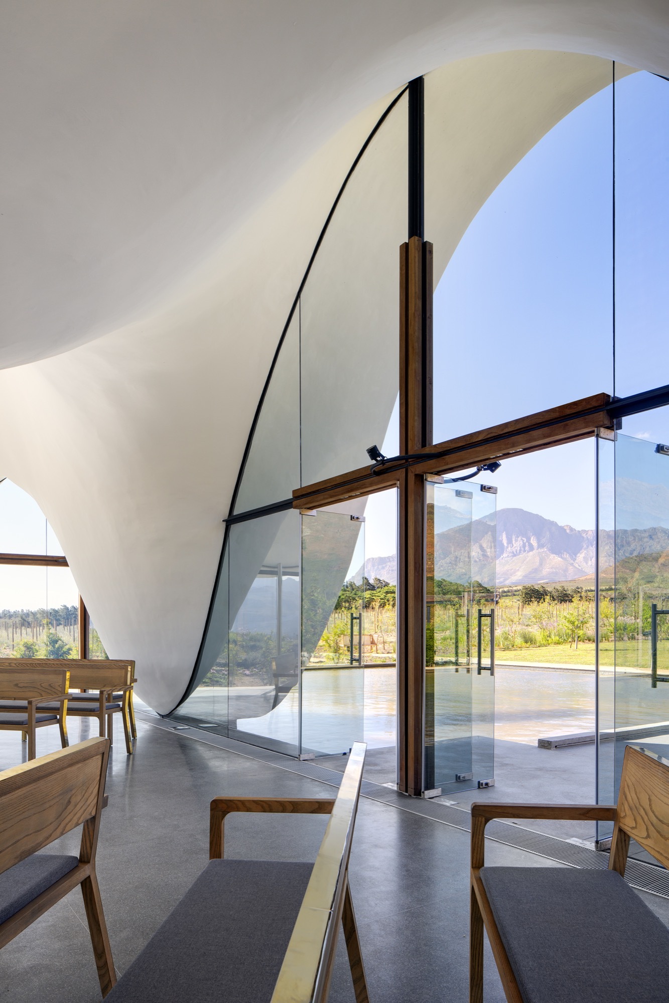 Bosjes Chapel / Steyn Studio-21