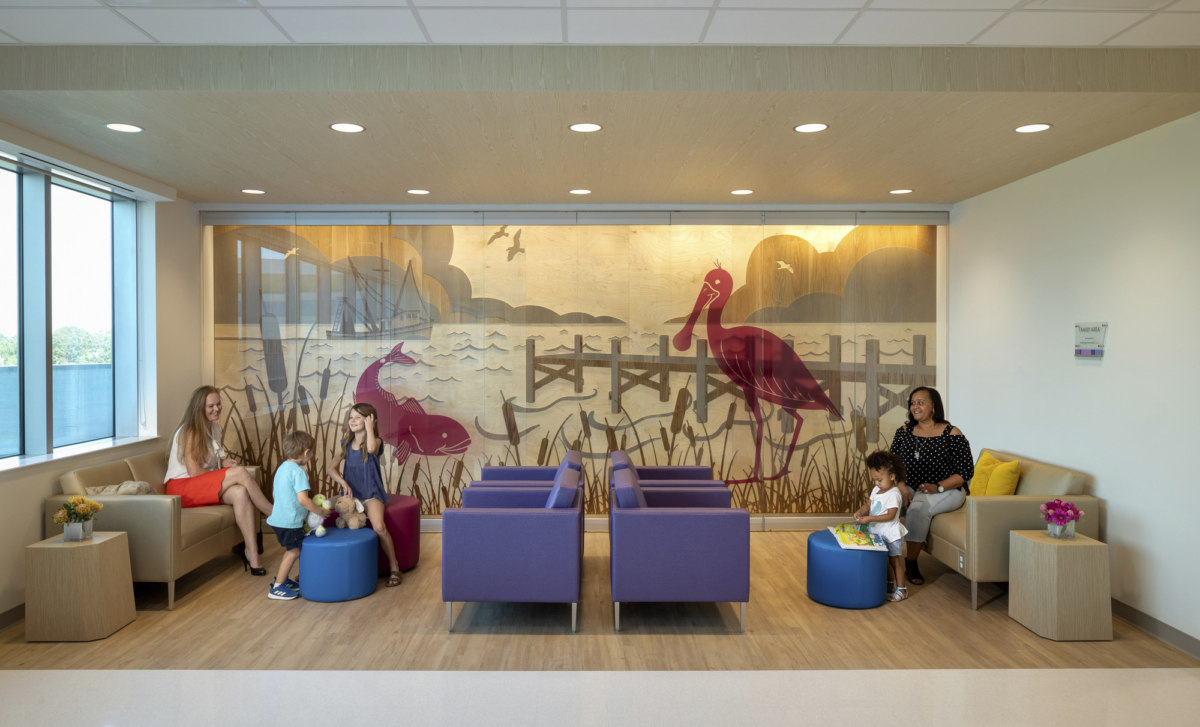 自然生态融入儿童医院设计,打造温暖疗愈空间-13