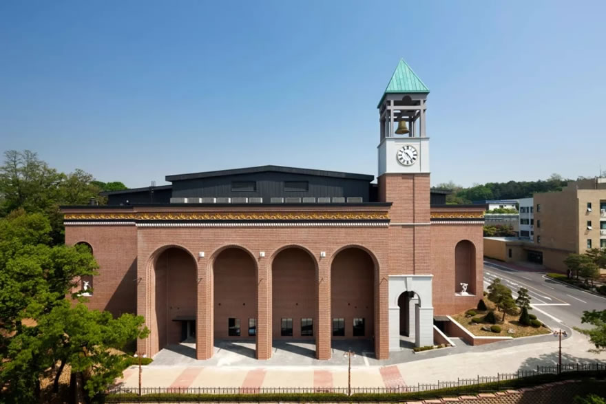 庆熙大学首尔校区古典与现代交融的设计魅力-0