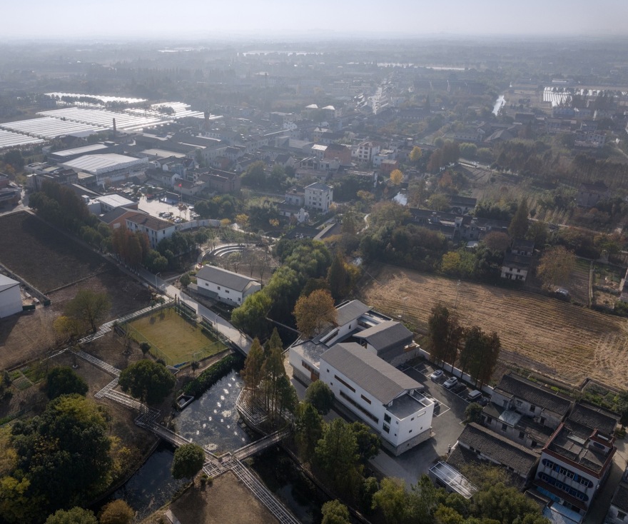 龙南村党群中心,浙江桐乡 / 森上建筑-4