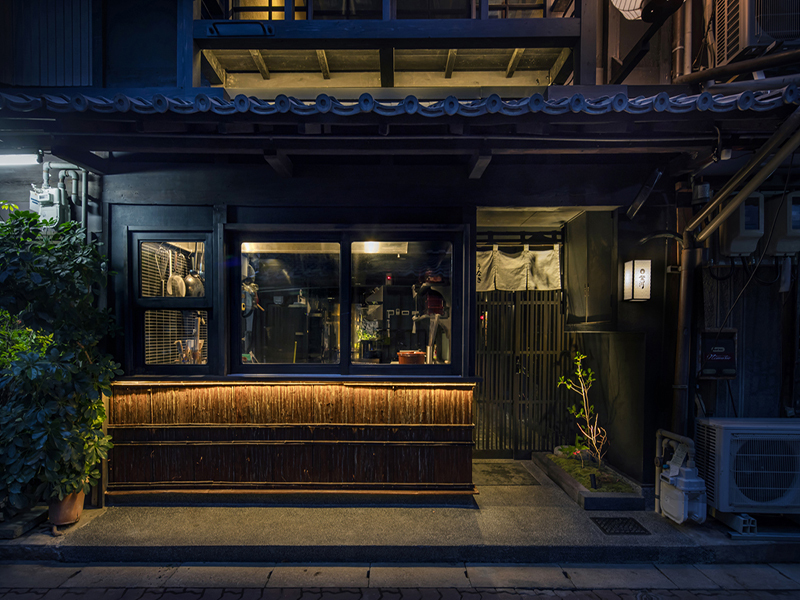 炭焼きうなぎ・かしわ 登河(とがわ)栄店丨株式会社TO-7