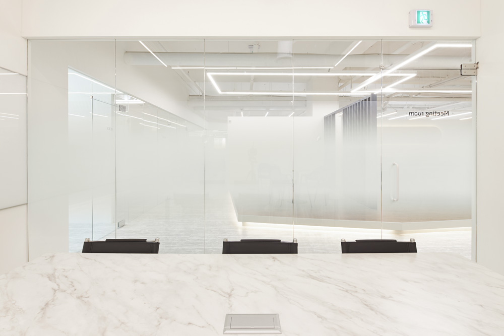 现代高级 100 坪办公空间设计-12