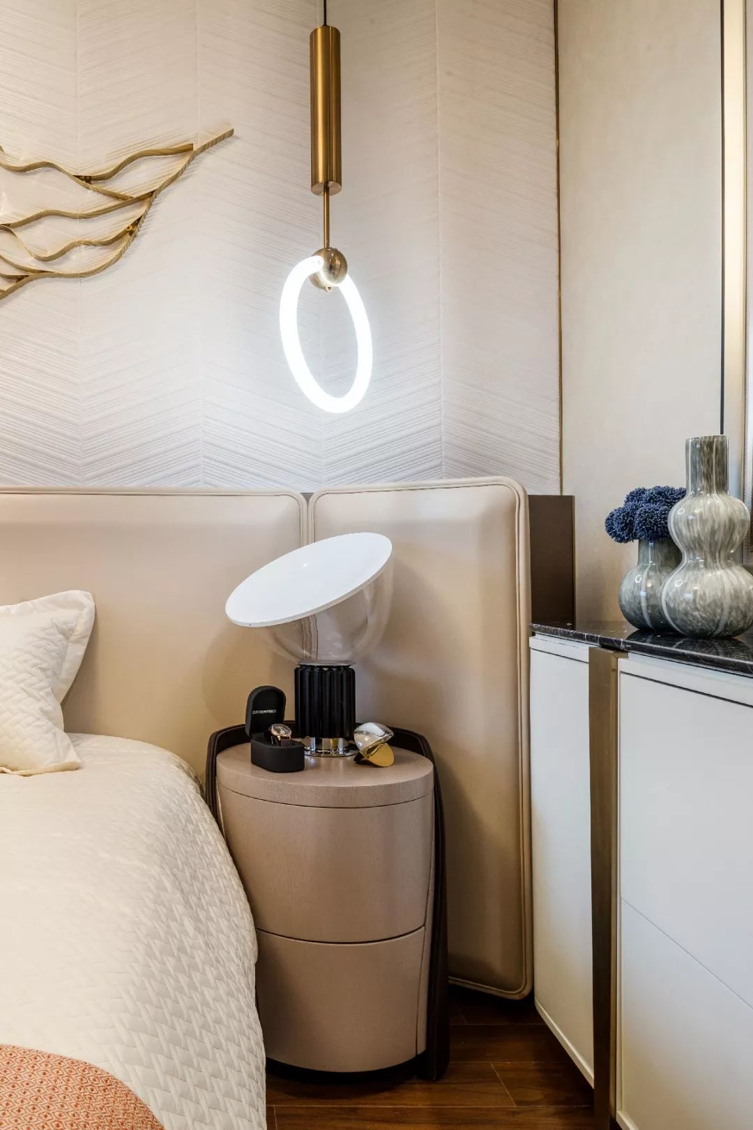 泸州蓝光水岸公园样板房 | 轻奢橙白，宇宙星空儿童房-65