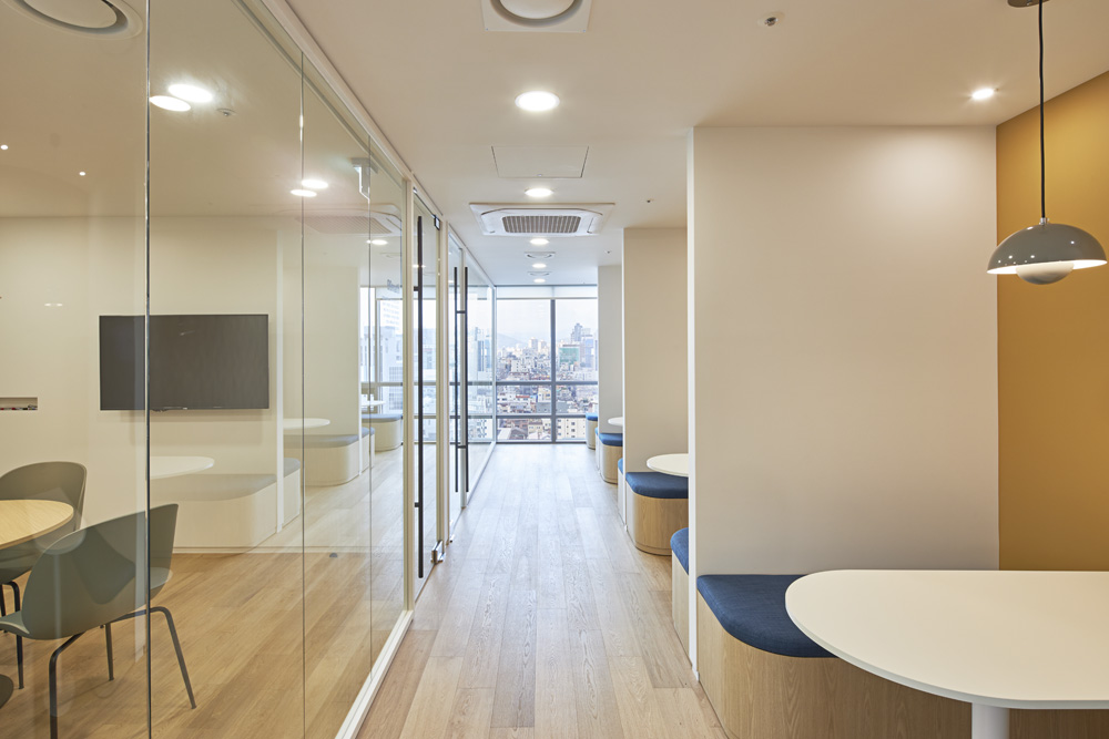 温馨现代的 160 平米创业办公室设计-6