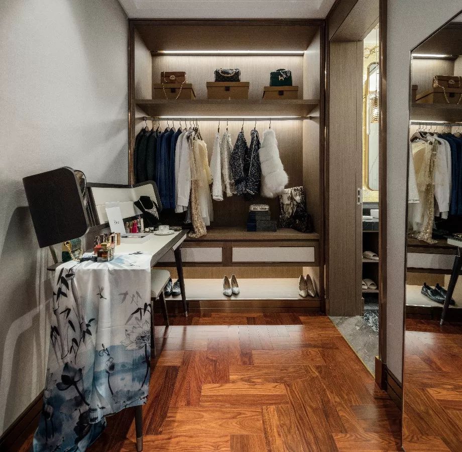 常德和瑞别墅下叠户型软装设计 | 现代风尚与东方禅意的融合-29