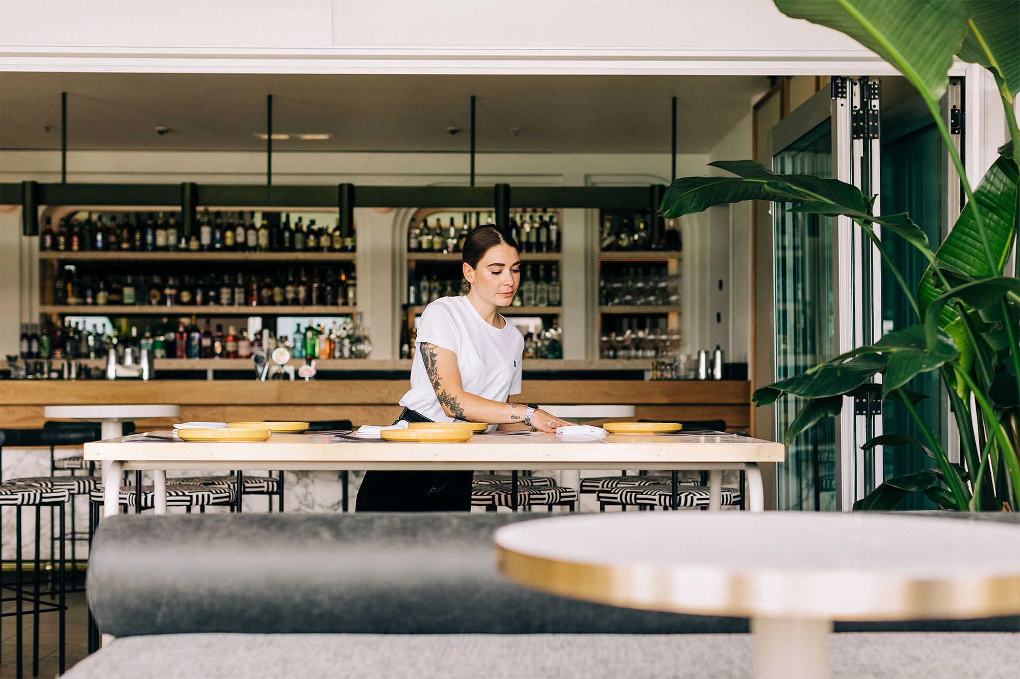 新西兰 Euro Bar 现代海滨俱乐部风格打造丨新西兰奥克兰丨CTRL Space-16