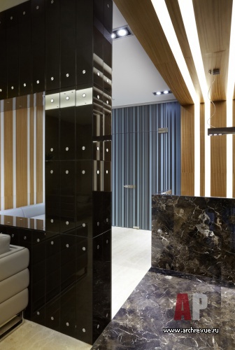 现代四层建筑公司办公室项目丨Качалов Иван,Метёлкин Игорь-15