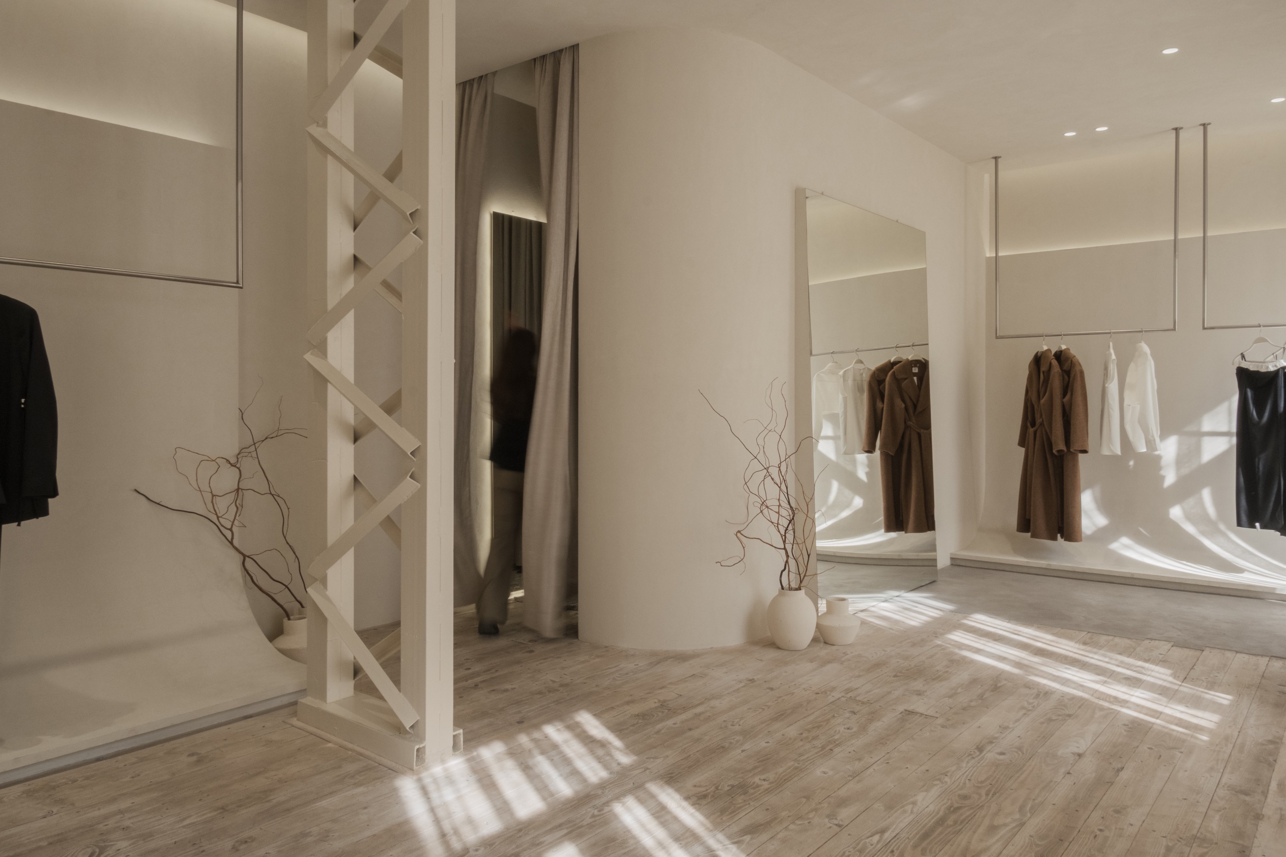 SEKANA & Katea Gri 展厅丨Anthem-12