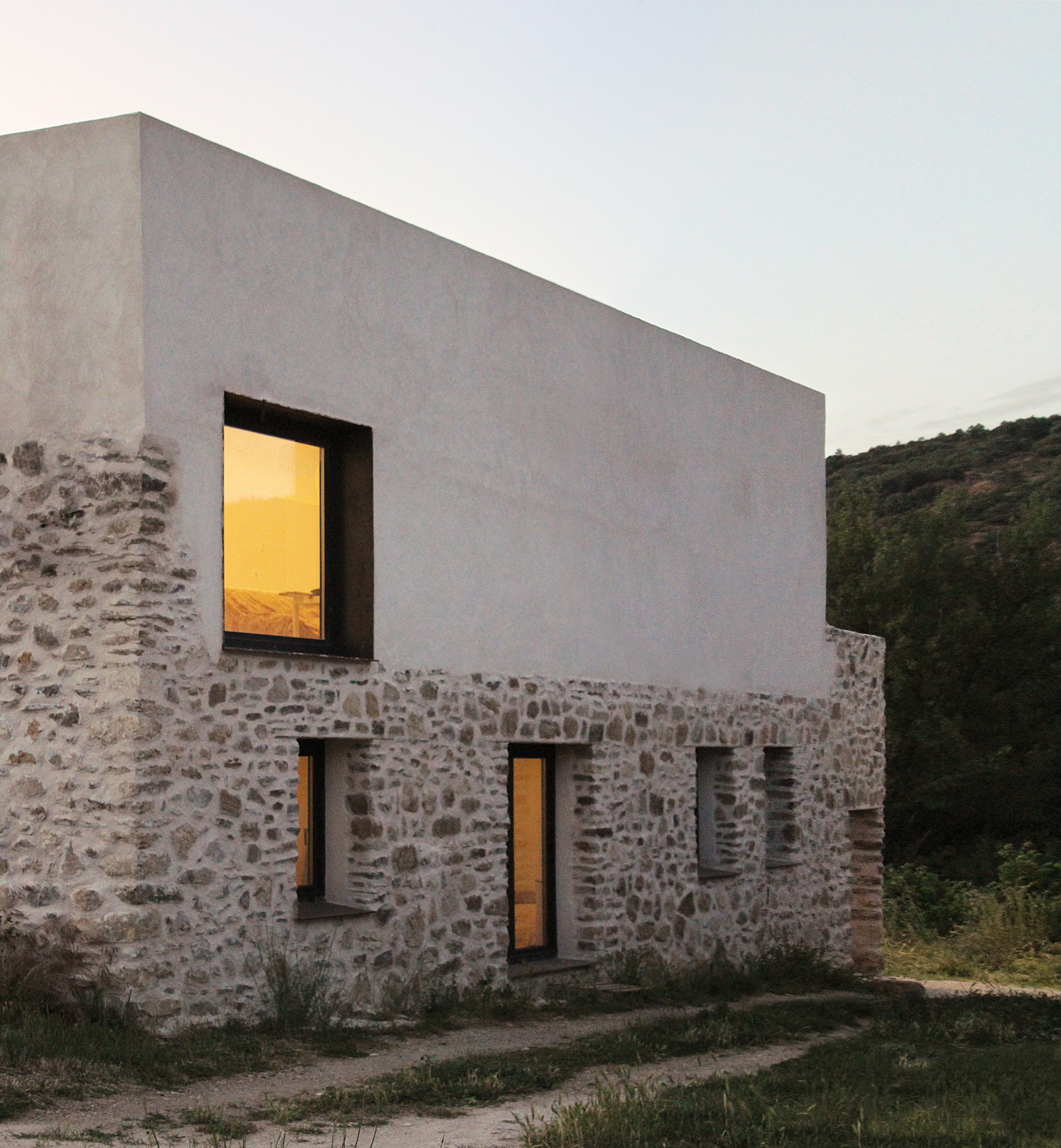 Emptied House – Seasonal Refuge in Soto de Sepúlveda, Segovia / estudio veintidós-39