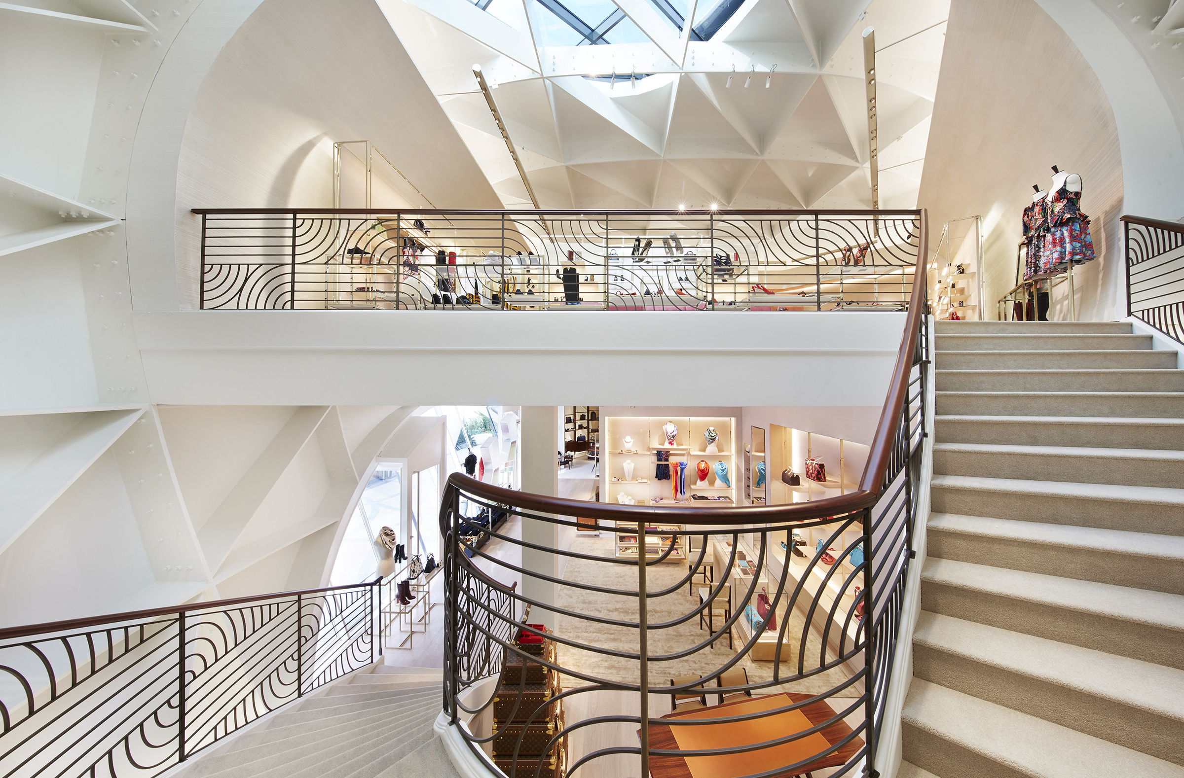 Louis Vuitton Monaco-1