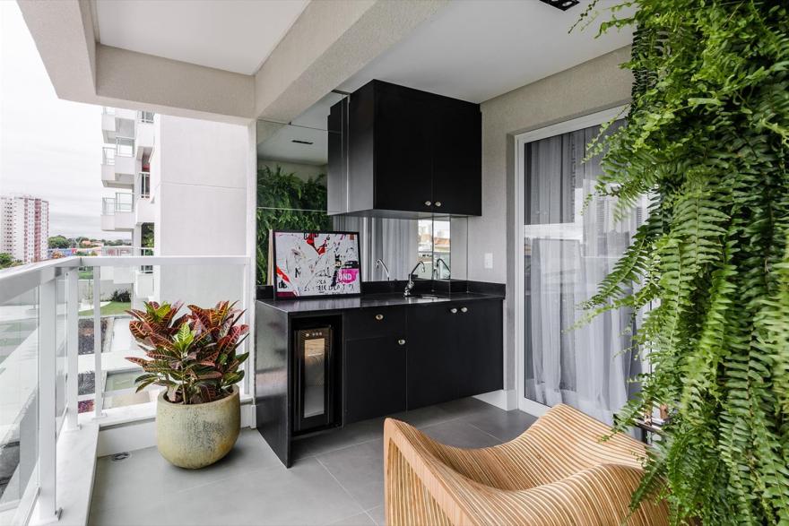 巴西 77 平米公寓 | 现代风格与木质元素的完美结合-8