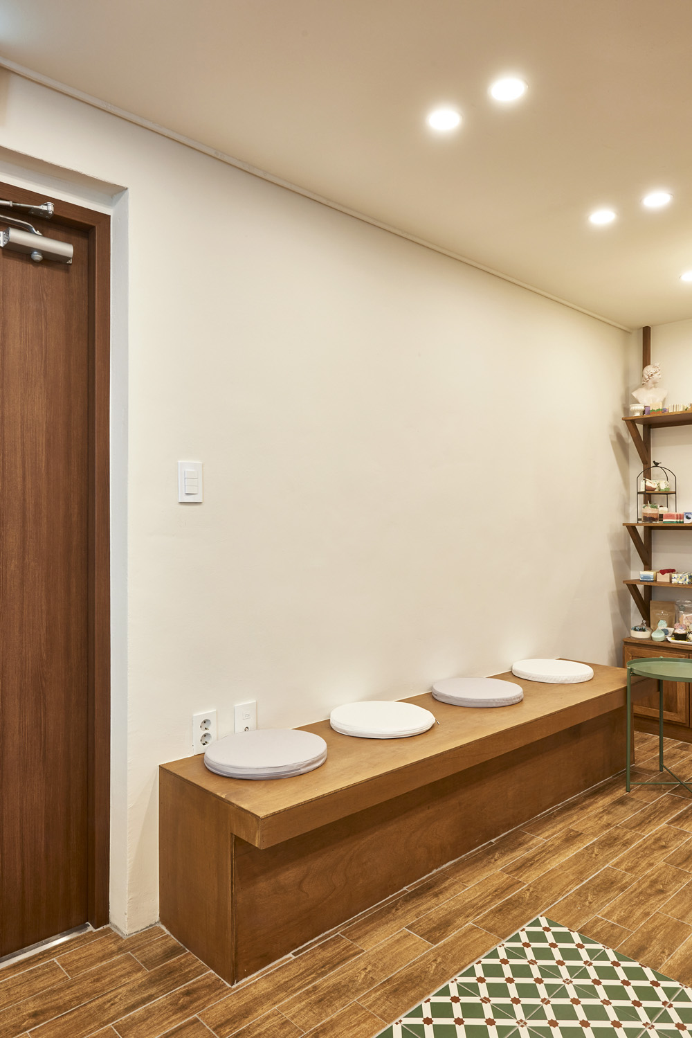 温暖简约 15 坪浴室设计-12