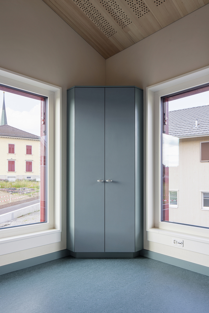 瑞士 Zihlschlacht 幼儿园 · 螺旋木构魅力-56