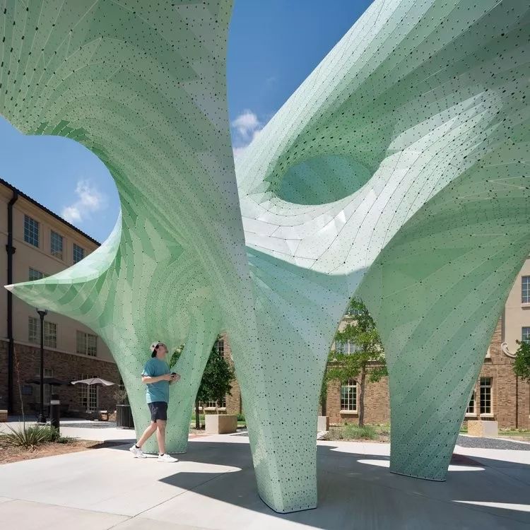 离开扎哈后的异形建筑师, 他用自创的超薄"自支撑"结构惊艳世人!-41