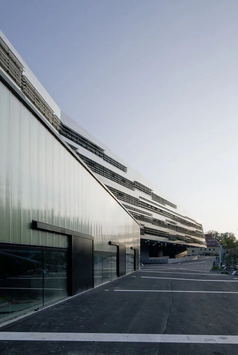 奥地利林茨科学园建筑群-16