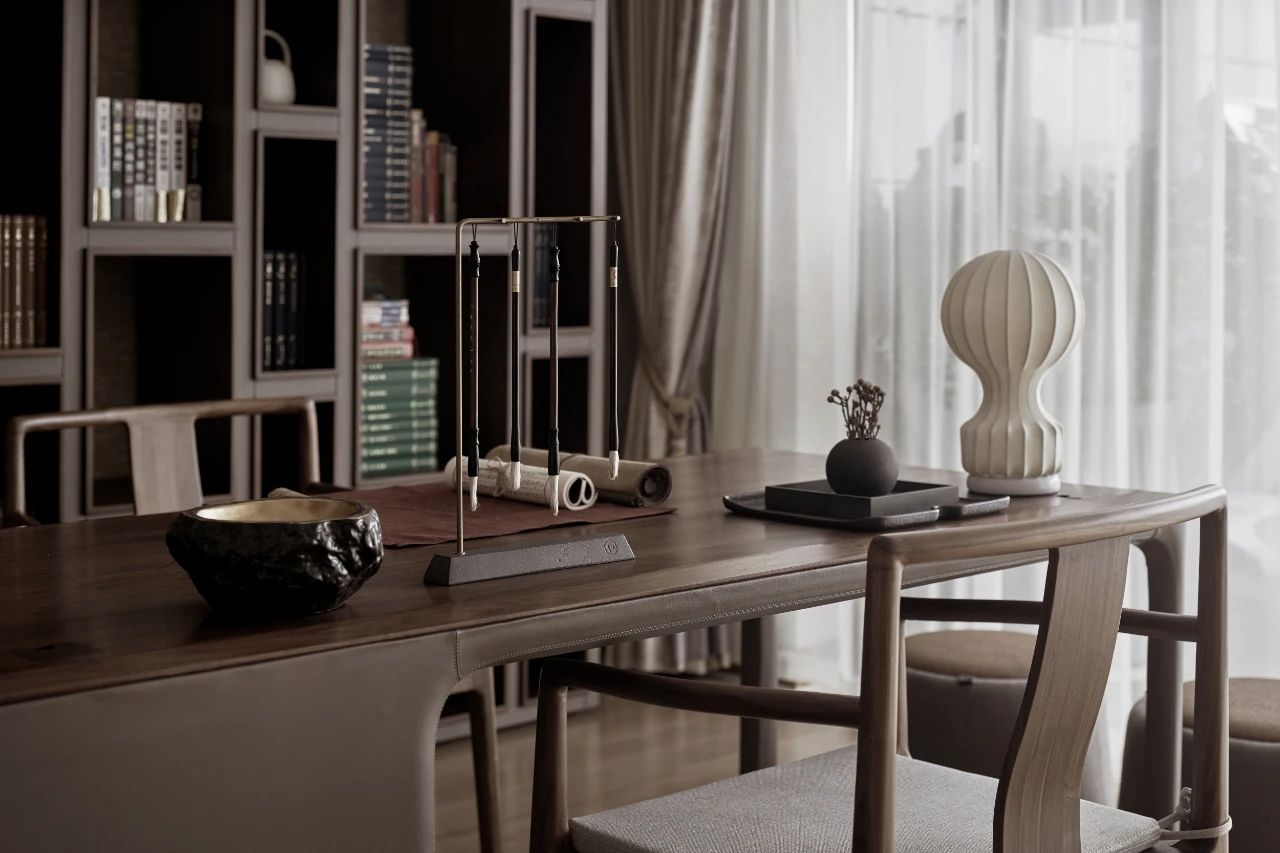 杭州和洛空间设计 | 700㎡港式别墅,精致木质栖所诠释怀旧情怀-23