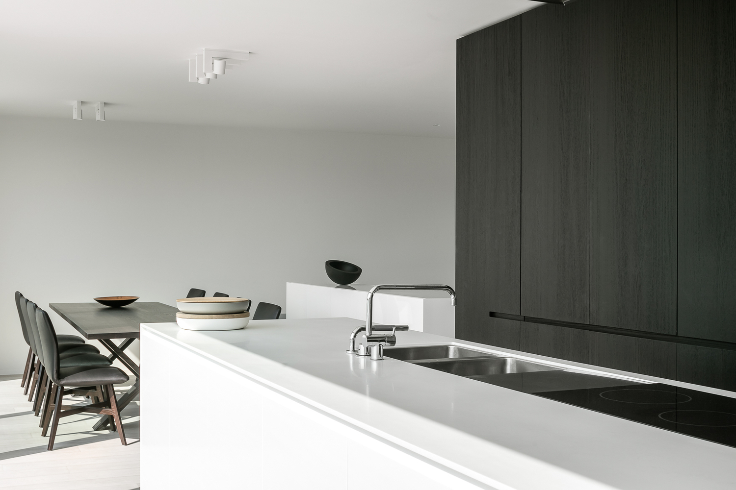 比利时海滨住宅的动态空间设计-46