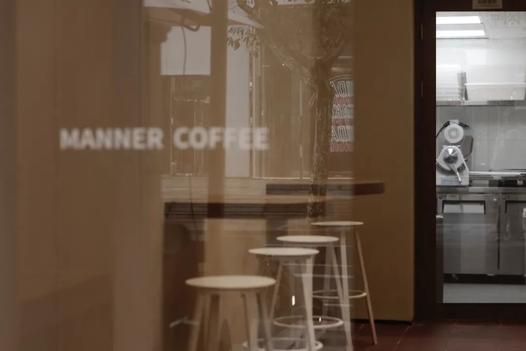 上海愚园路MANNER烘焙咖啡馆丨中国上海丨UDstudio-23