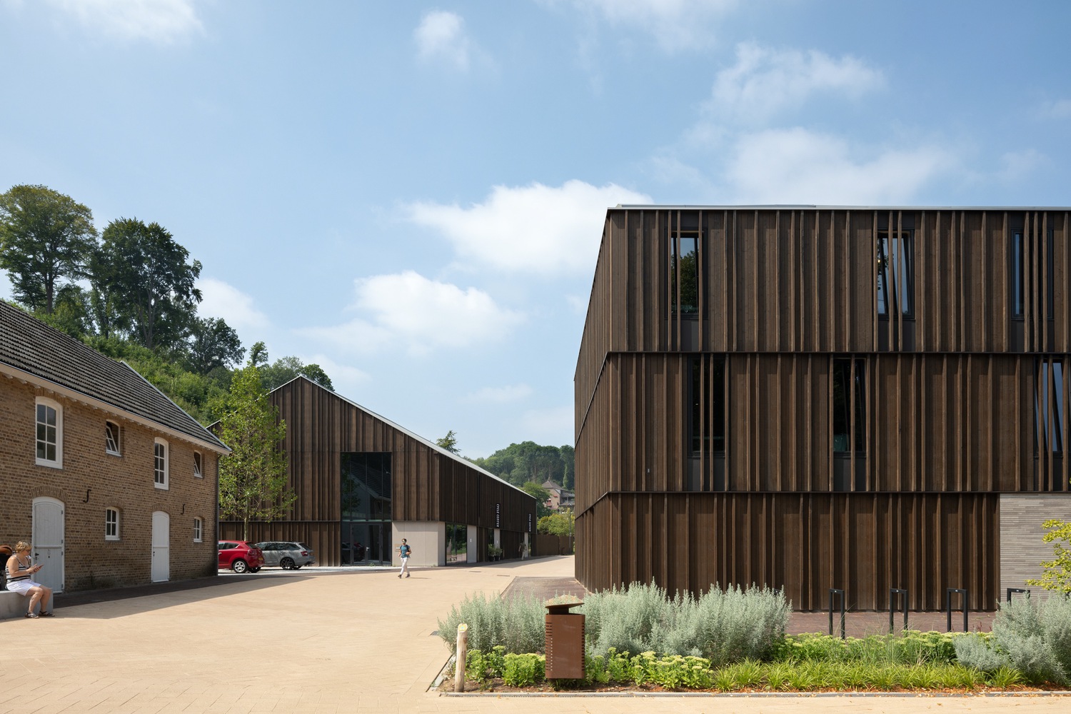 荷兰法尔肯堡美居酒店丨MoederscheimMoonen Architects-11