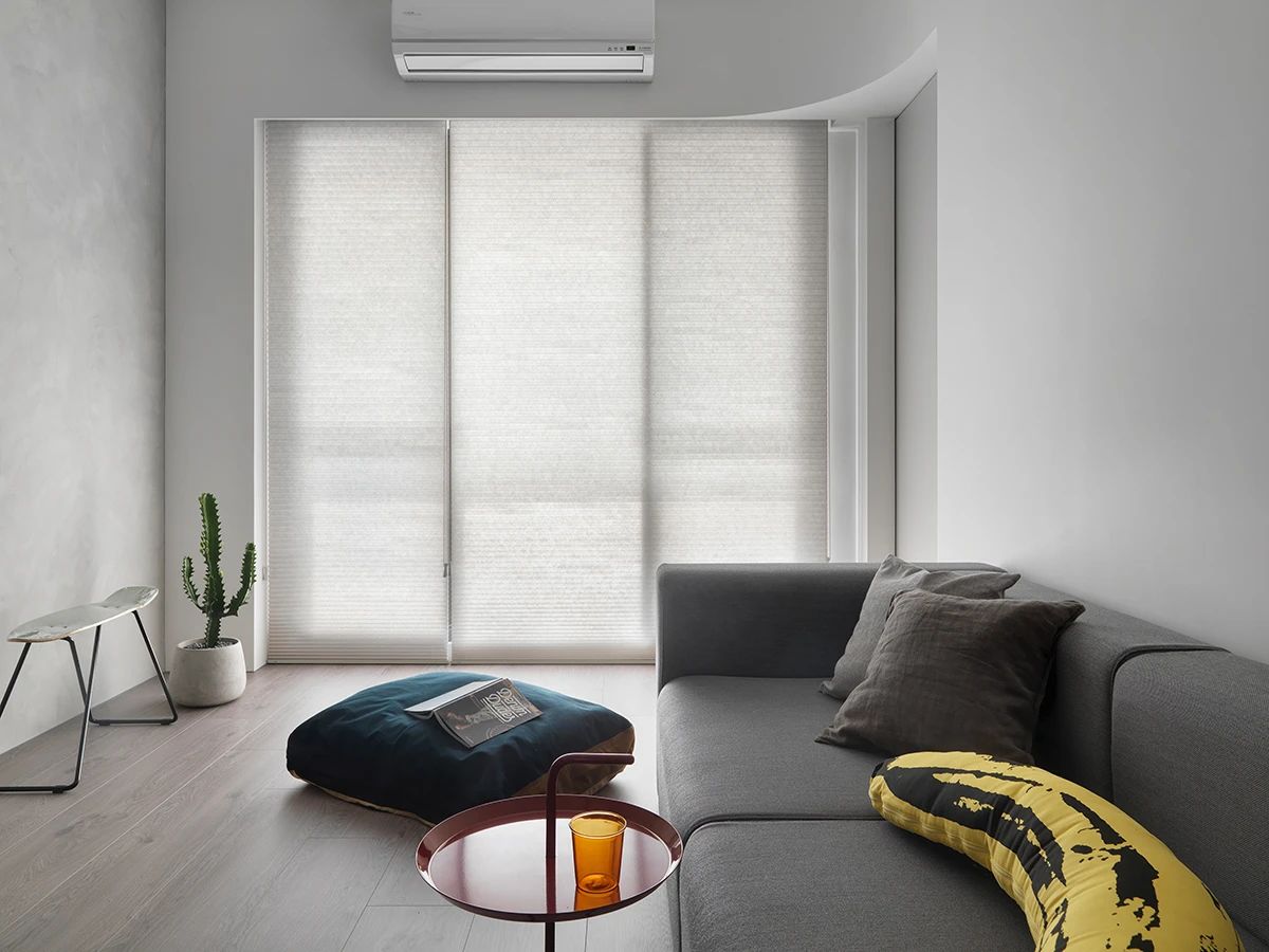 72㎡黑白灰艺术感住宅设计-24