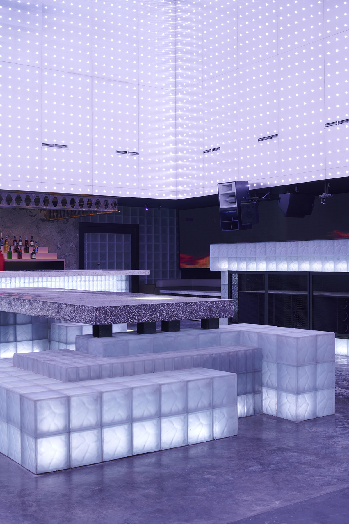 HIDDEN 地下酒吧丨RAD+ar-22