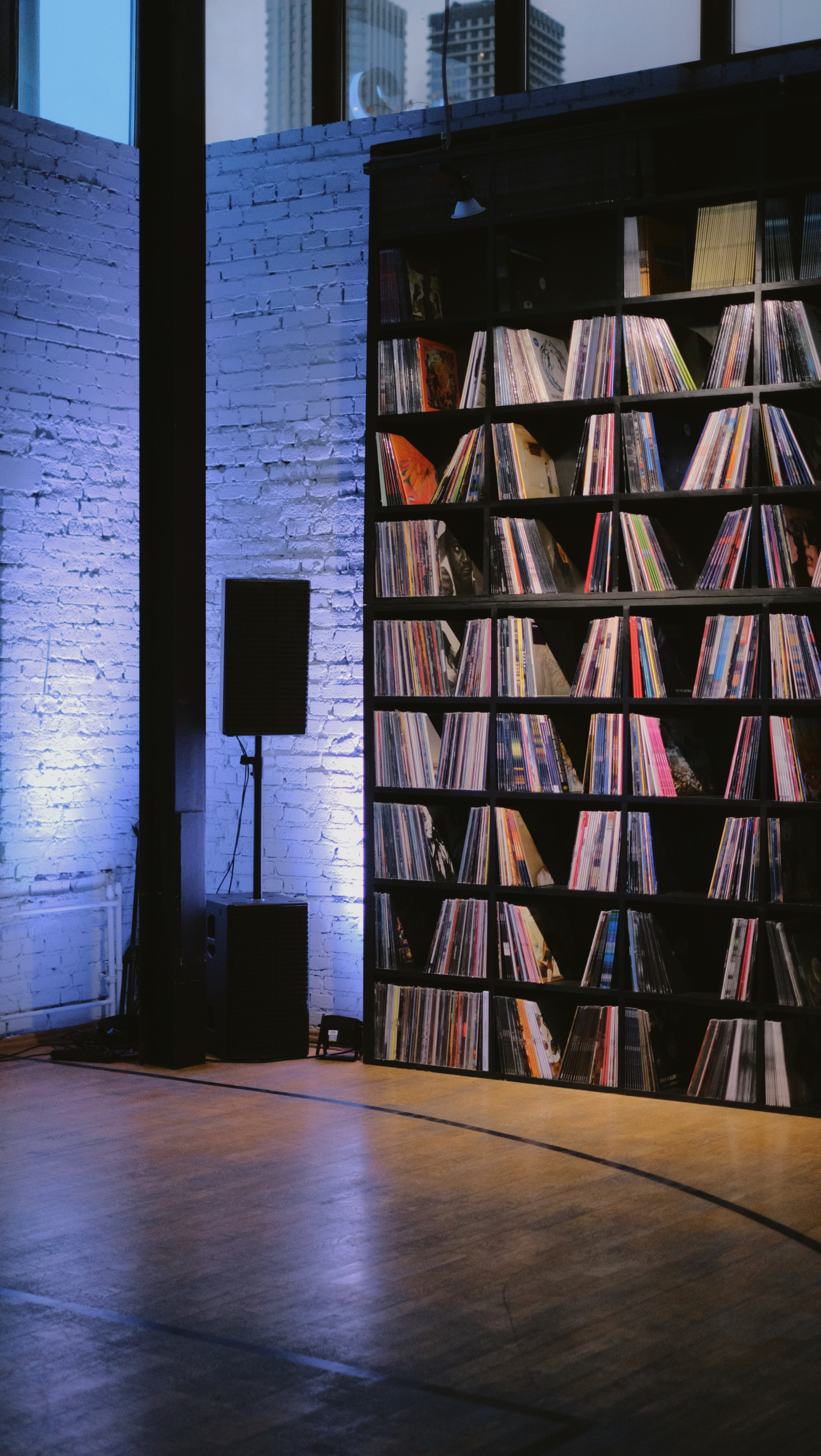 Магазин винтовых пластинок-8