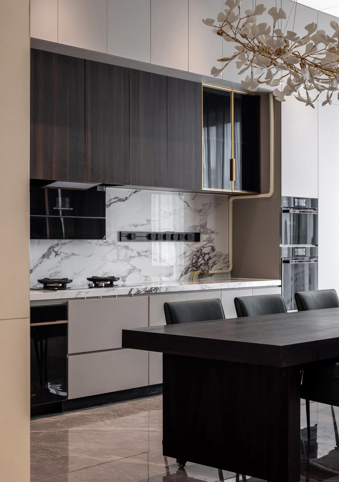 688㎡轻奢别墅,舒适高级的松弛感!-16