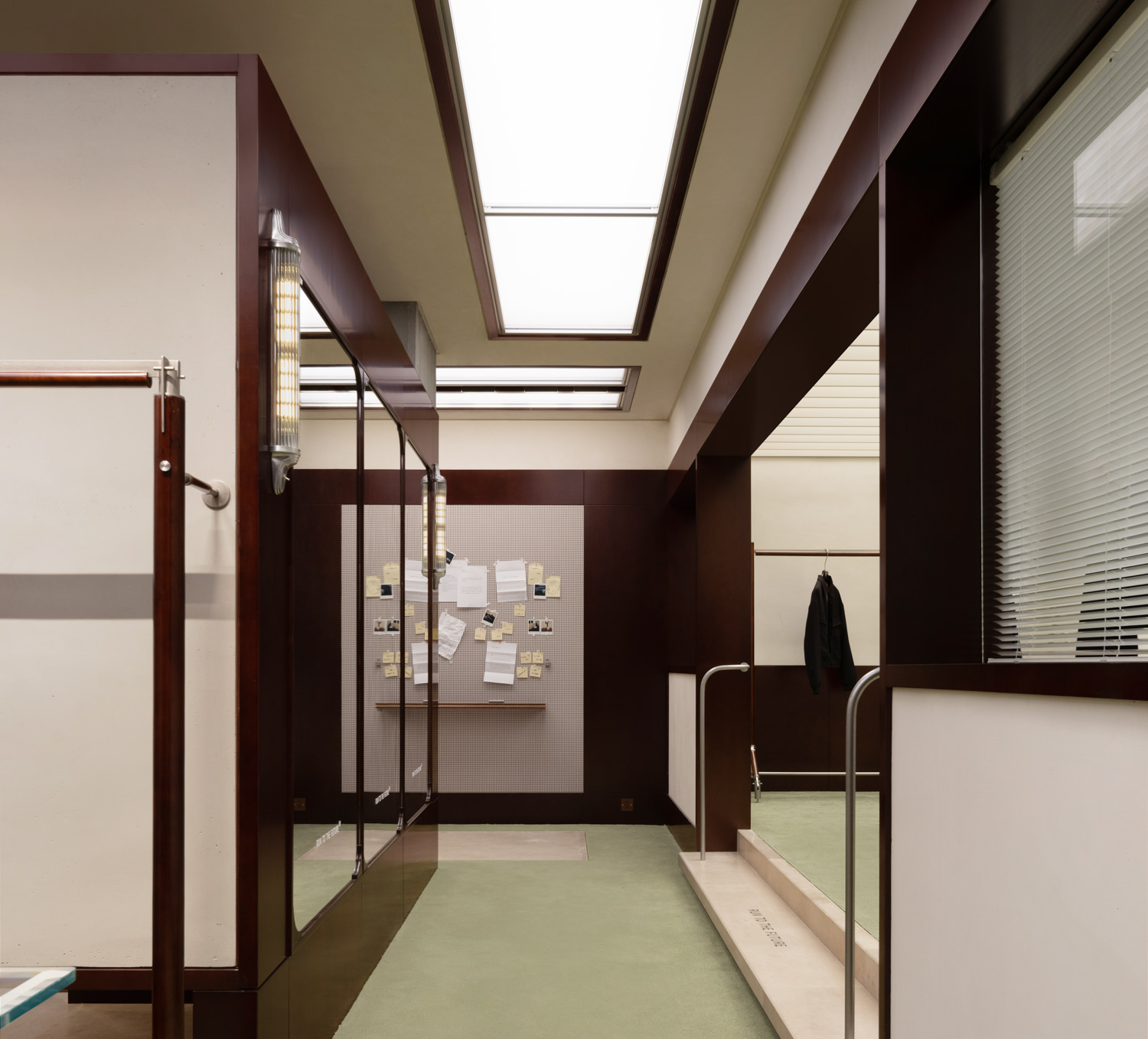 Run To The Future 中国首店丨中国成都丨One Fine Day Studio & Partners-1