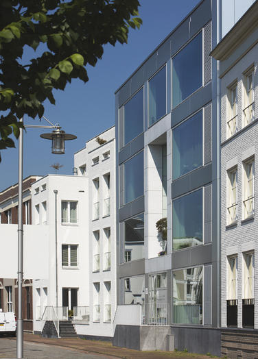 奥普·布伦（注：Op Buuren可能是人名，这是按照音译给出的结果）丨荷兰丨Liesbeth van der Pol及其团队-15