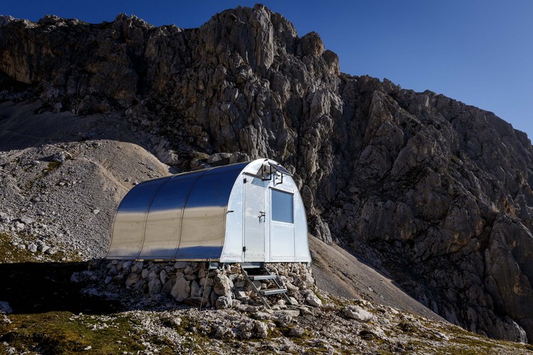 斯洛文尼亚高山避难所重建，功能与美观兼具-53