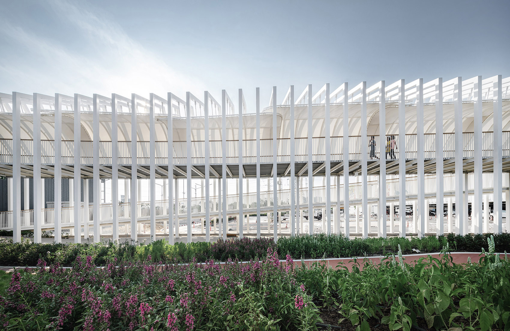 Megapark商业综合体改造,曼谷 / Architectkidd-14