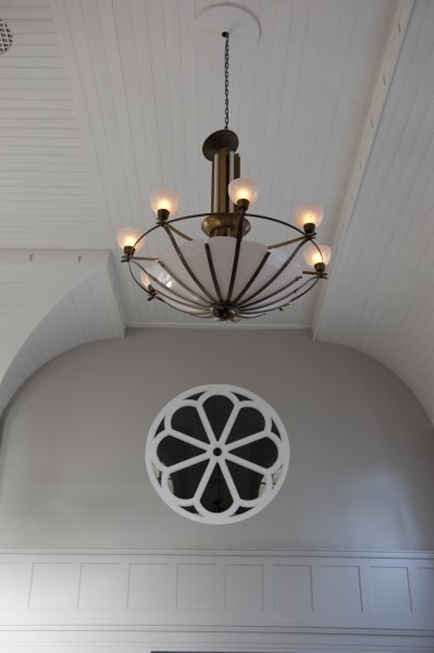 居住于一座前教堂-14