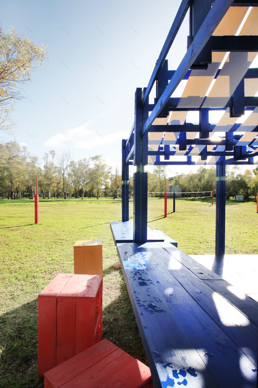 见面与(伟大的)户外中心丨意大利莱切丨Tomas Ghisellini Architects-20