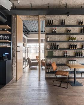 VINOBAR COMPASS ARCHITEKTI