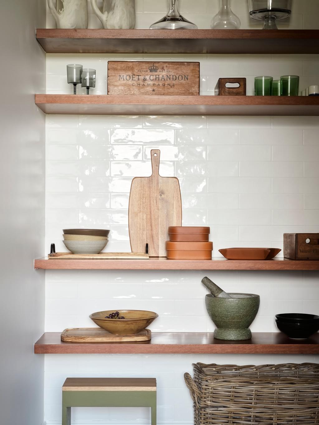 湖景别墅（注：House一般指独立式住宅，别墅较为贴合，若具体情境中更强调普通房屋，也可译为湖景房屋 ，但按照常规理解这里用湖景别墅更合适） 丨Arent&Pyke-29