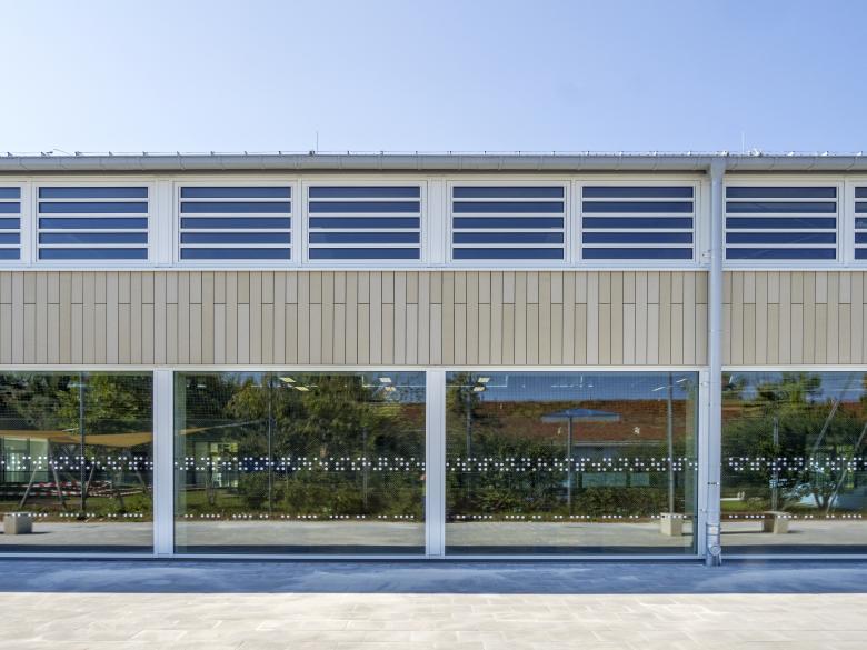 格拉斯布伦的体育馆丨德国-16