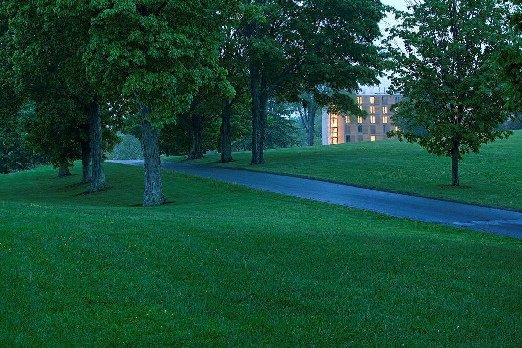 克里帕鲁瑜伽与健康中心 · 环保节能的住宅设计-6