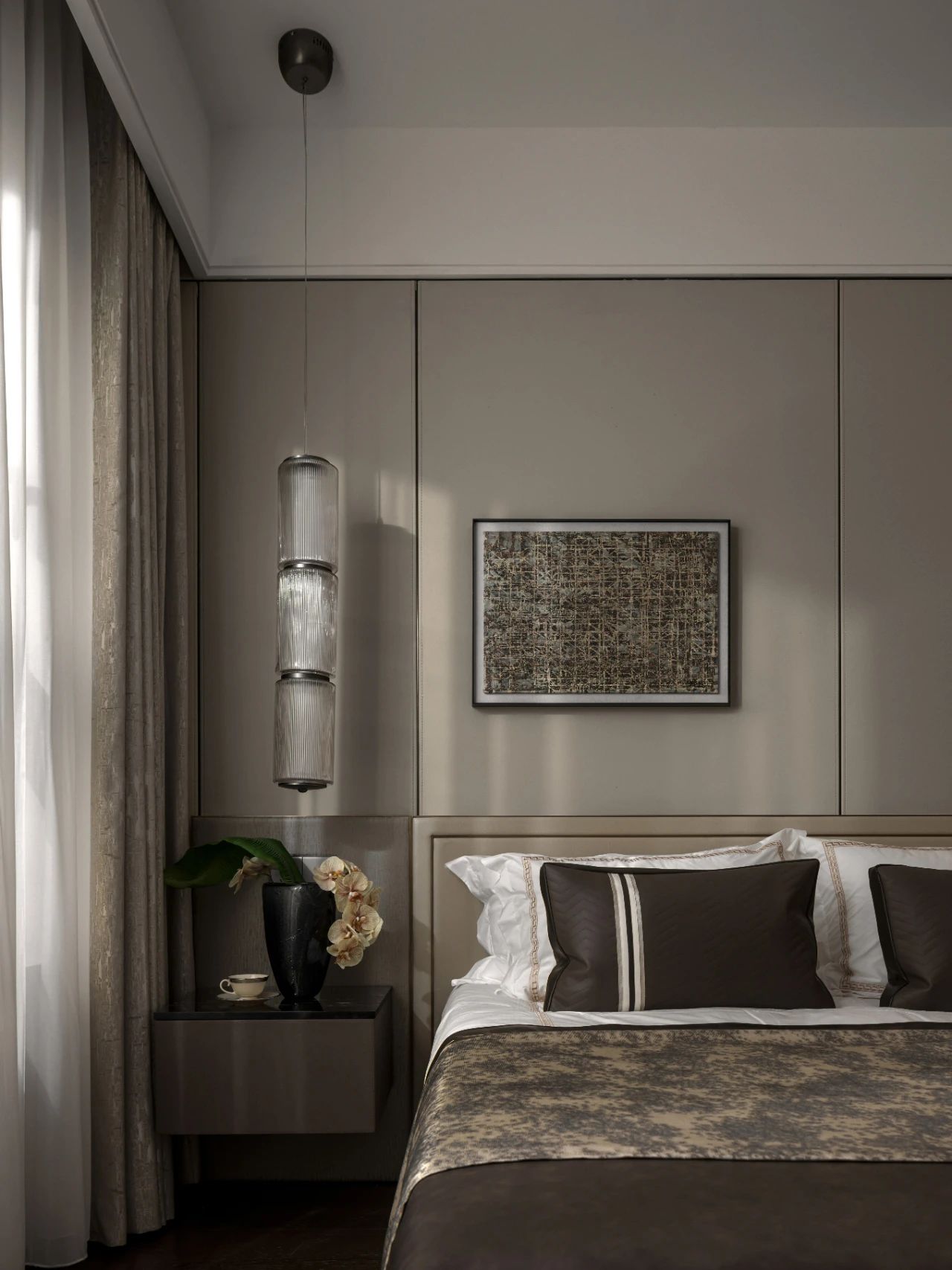 现代轻奢样板间丨璞辉设计-29