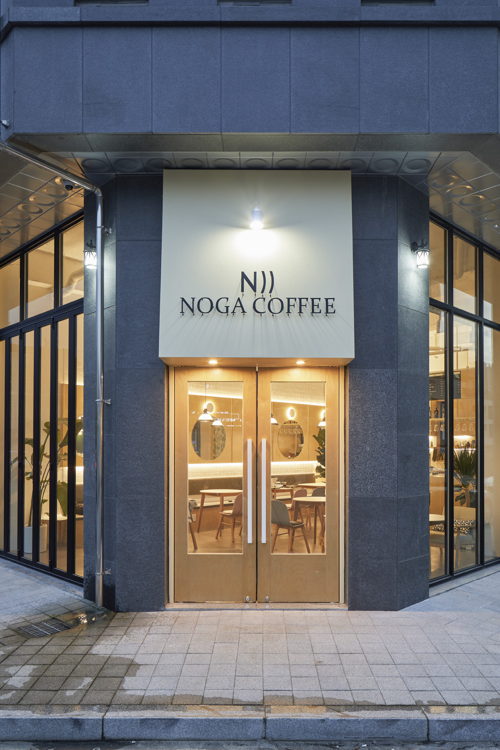 20 平米现代简约咖啡厅设计 | 温馨白与质感原木-15