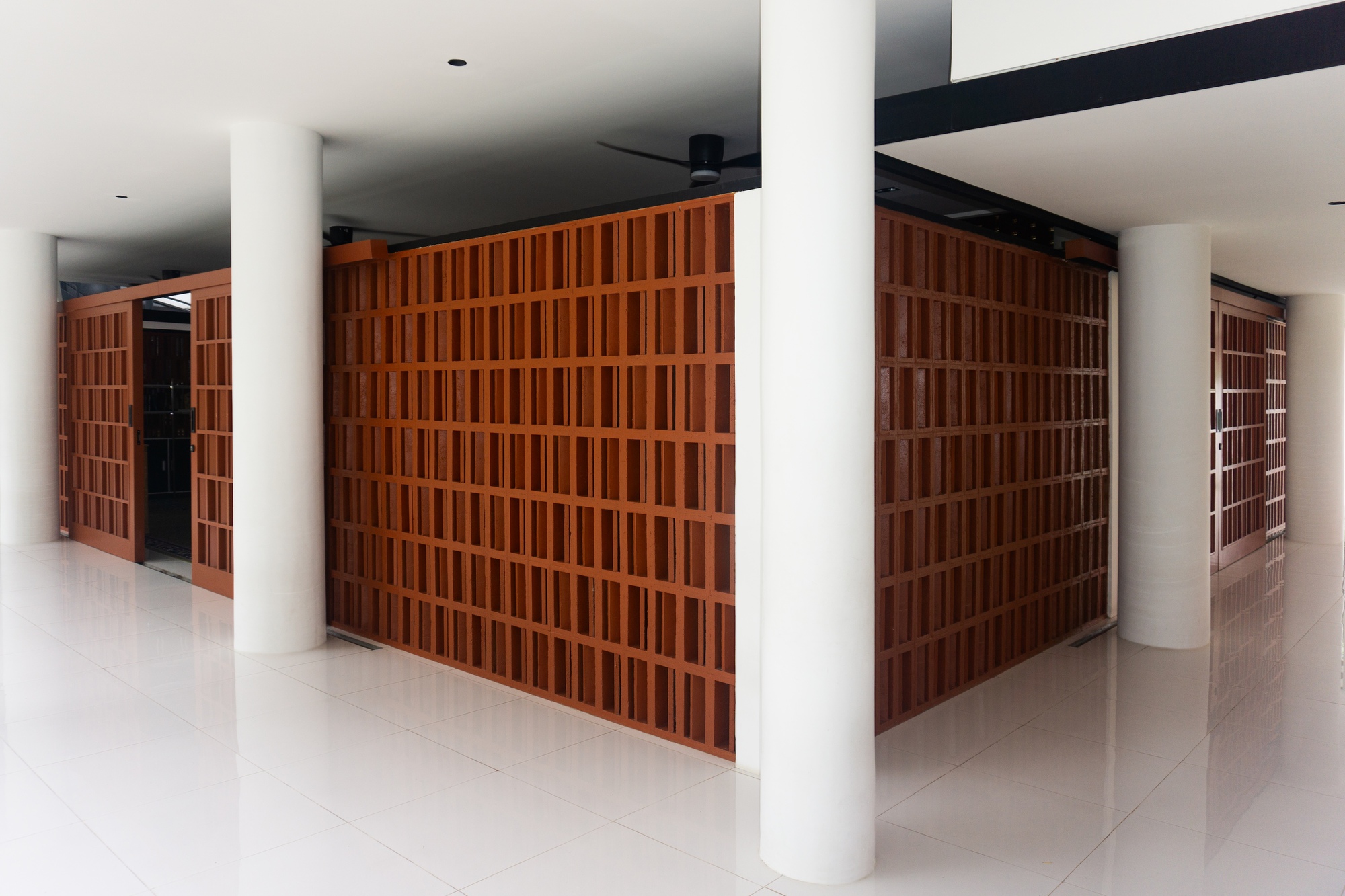 Al-Iqtishad Mushola / CREM Paragon x KIND-38