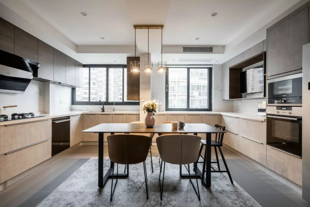 现代简约风家居,实现多功能收纳与舒适生活-173