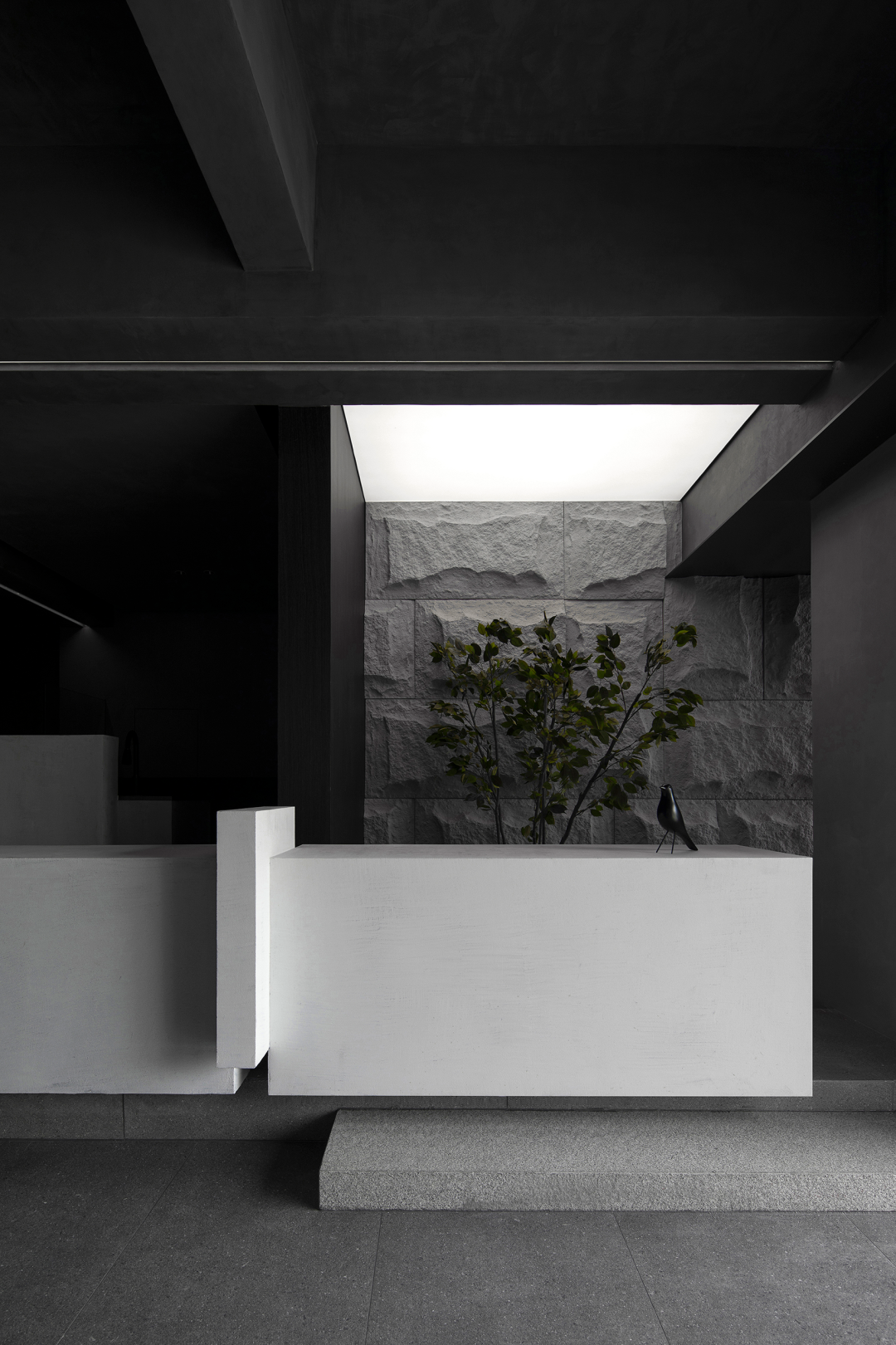 无用之间专质化工涂料展厅丨中国汕头丨质感建筑设计-6