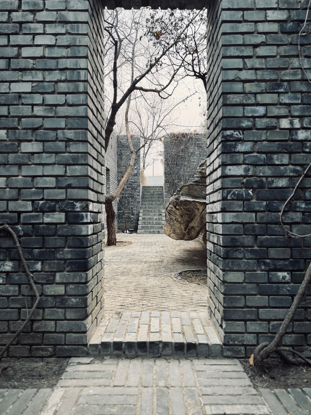 红砖美术馆手机摄影作品，北京 / Kun-68