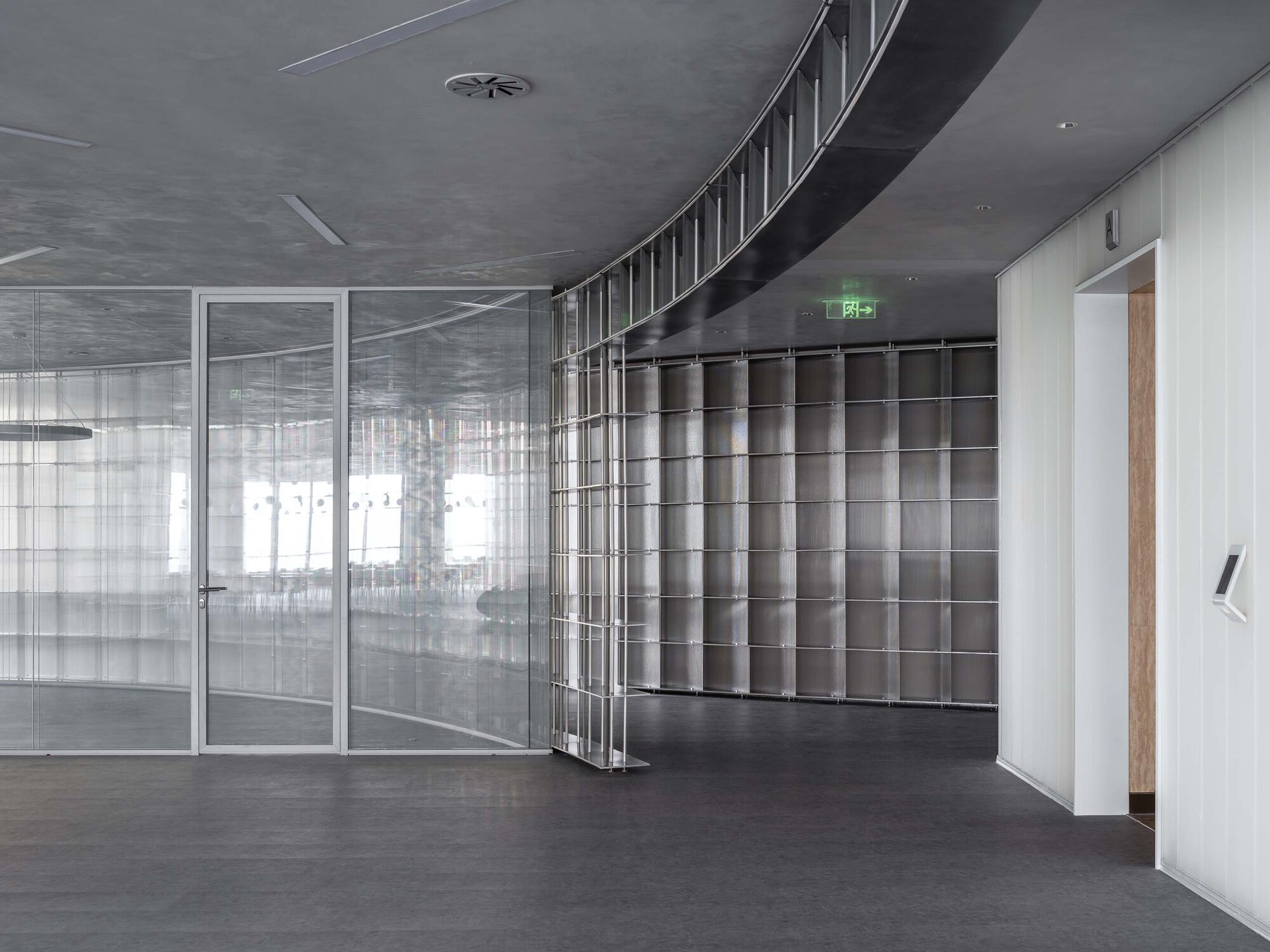 光办公室的绕组框架丨中国上海丨HCCH Studio-40